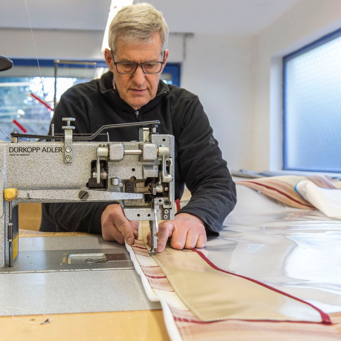 Pohl Vorzelte Sattlermeister Jürgen Böhm Neumünster das Unternehmen die Werkstatt 06